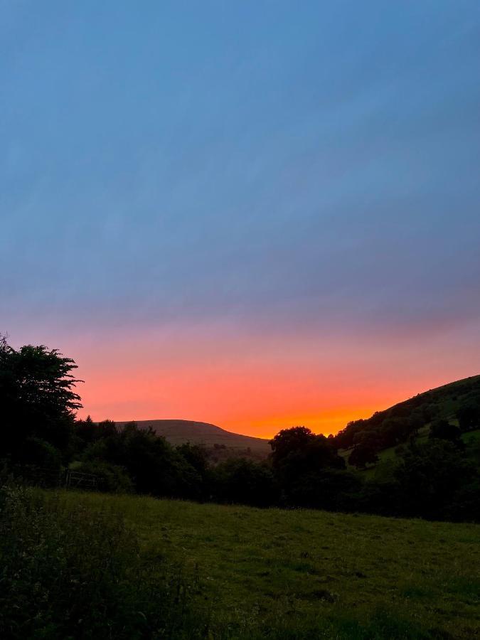 Black Mountains Stylish Hideaway, Nr Crickhowell Llanbedr  Exterior photo